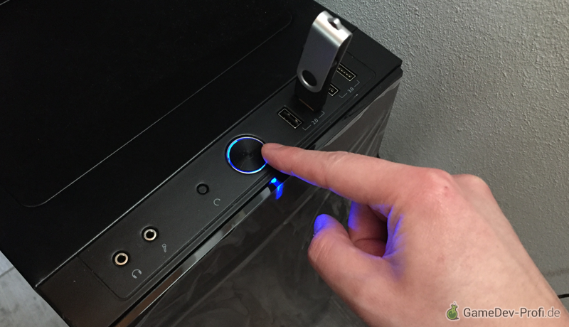 Windows-Setup-Stick einstecken und starten.